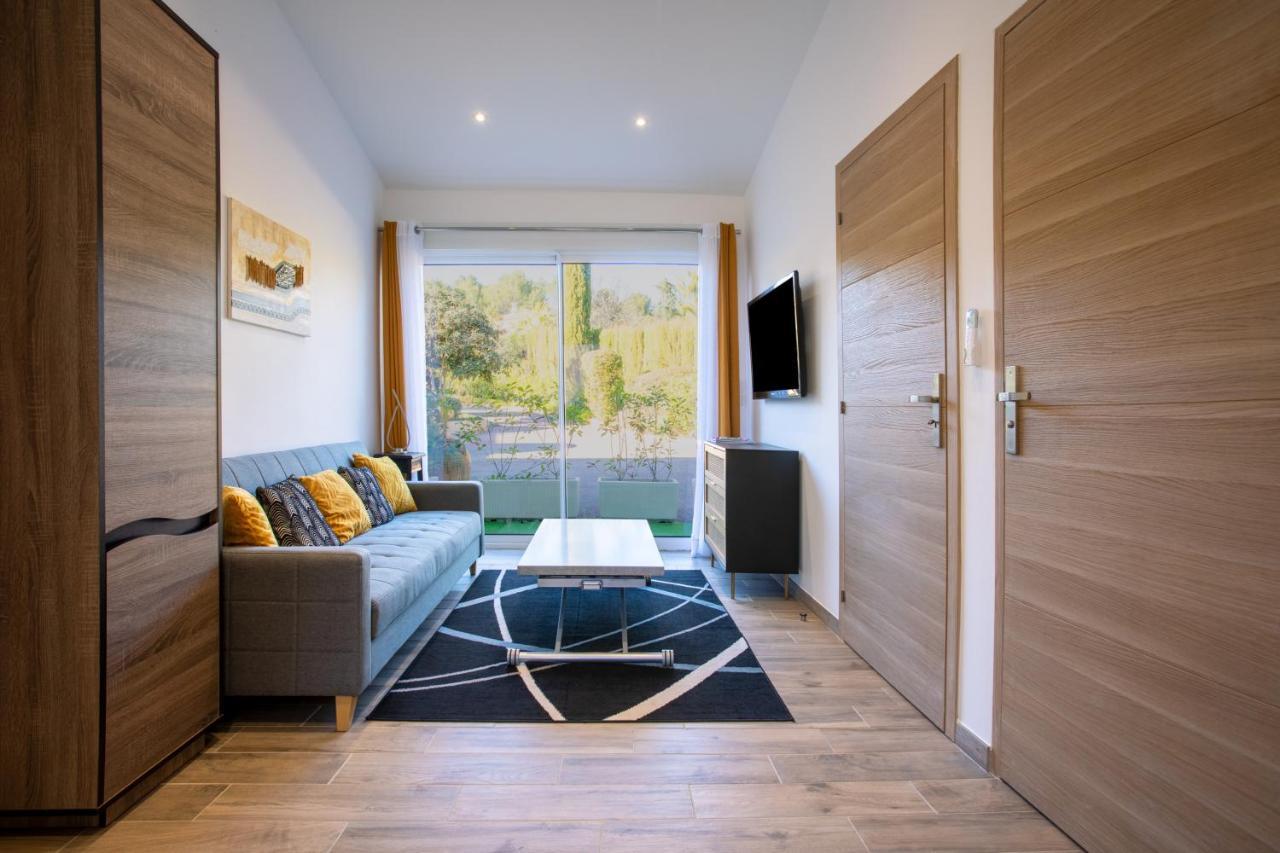 - Clos Saint Jean Appartement *