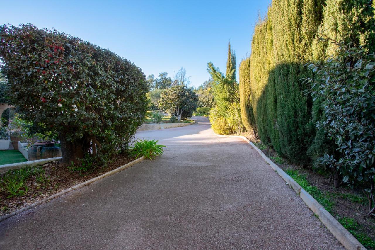 - Clos Saint Jean Apartment Roquebrune-sur Argens