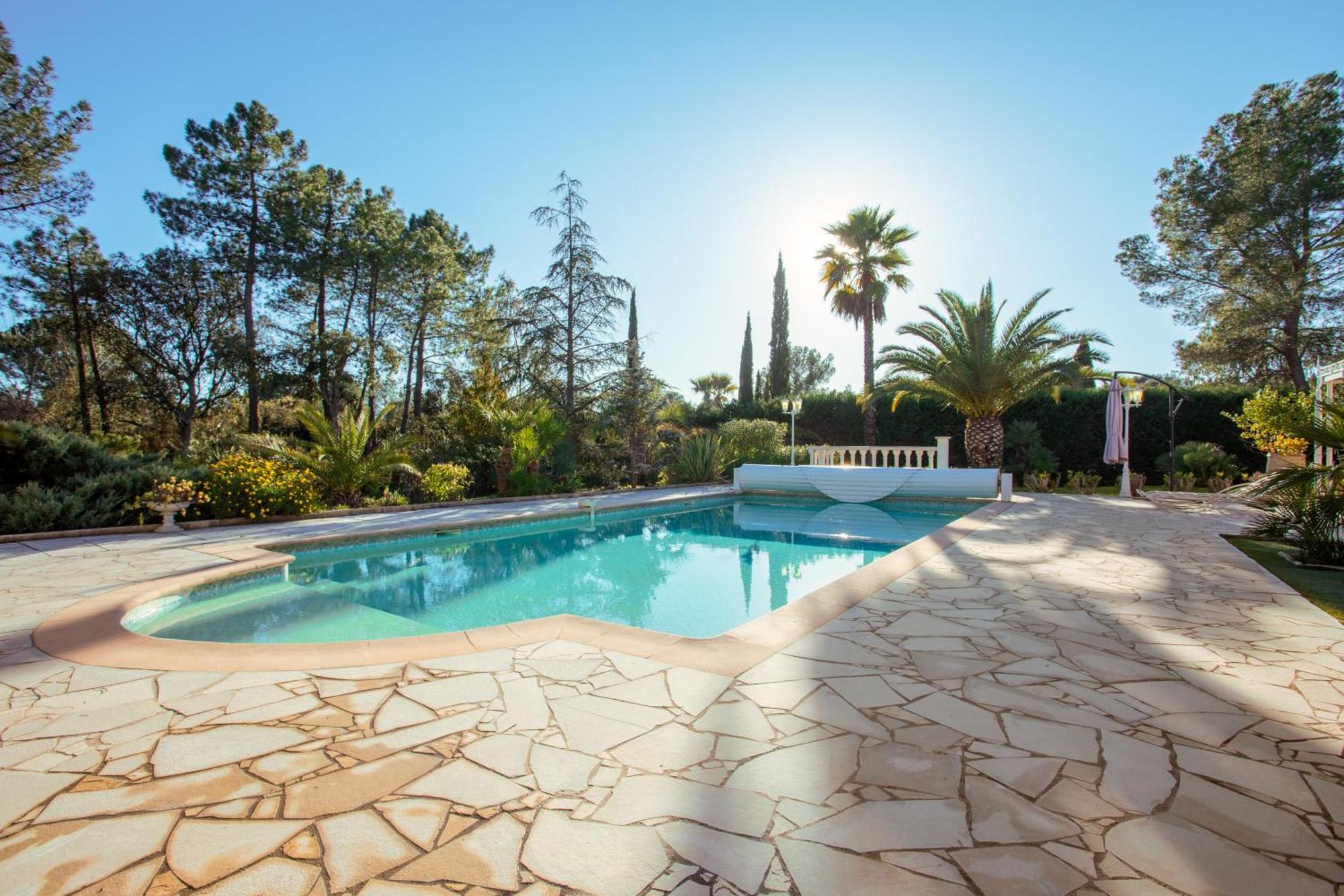 Appartement - Clos Saint Jean *